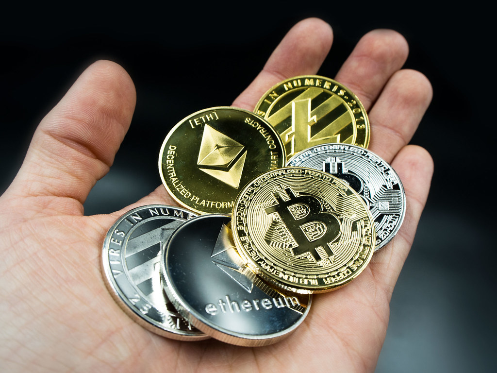 Top 5 Cryptocurrencies To Invest In 2022